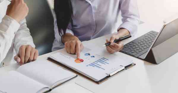 大数据包含设备数据的行业文章