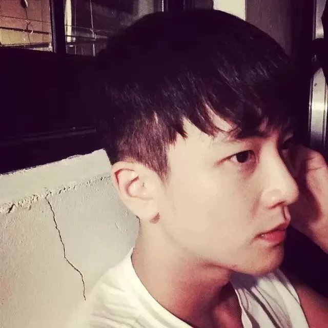 颜云怡旭